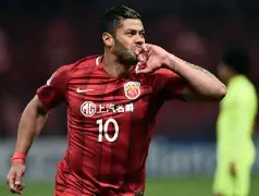 上港主帅佩雷拉哪国人